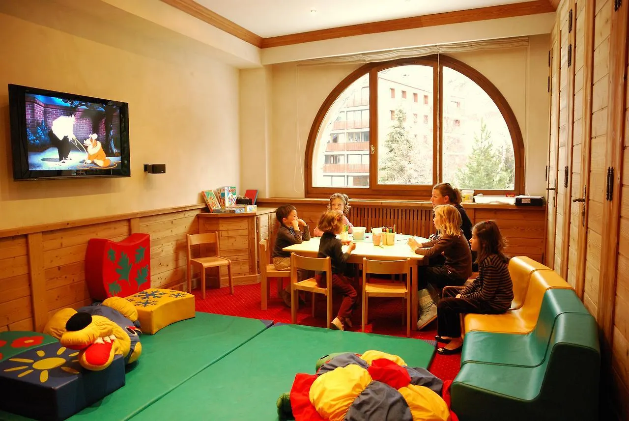 Hotel Christiania Val-d'Isere 5*,